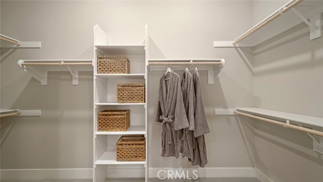 Detail Gallery Image 19 of 35 For 29409 via Diamante, Valencia,  CA 91354 - 3 Beds | 3/1 Baths