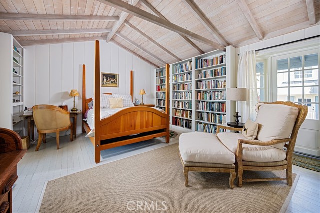 2691 Victoria, Laguna Beach CA: https://media.crmls.org/medias/22f25cba-f29e-4301-8299-41e07896e3af.jpg