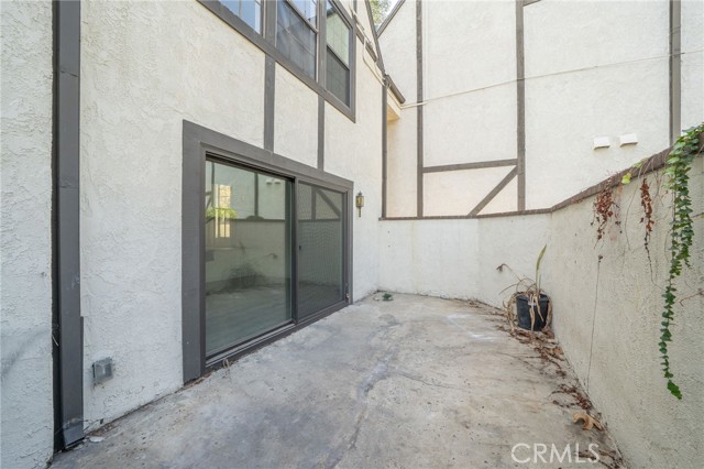 Detail Gallery Image 24 of 30 For 115 E Rosewood Ct, Ontario,  CA 91764 - 2 Beds | 2/2 Baths