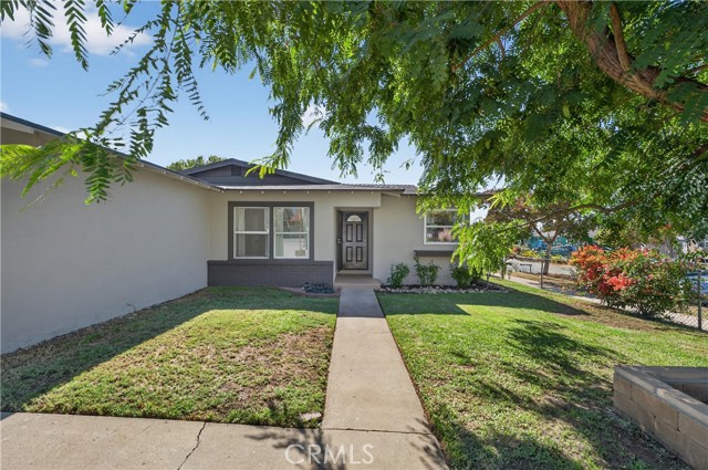 Detail Gallery Image 6 of 41 For 720 Toluca, Pomona,  CA 91767 - 3 Beds | 1/1 Baths