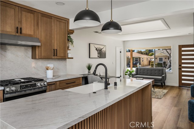 Detail Gallery Image 7 of 64 For 4454 Canehill, Lakewood,  CA 90713 - 3 Beds | 2 Baths