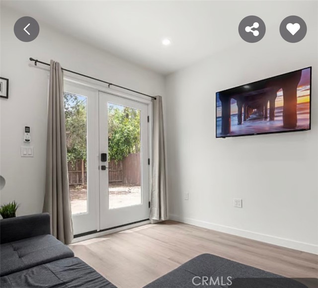 1535 S Ogden Drive, Los Angeles CA: https://media.crmls.org/medias/22f3caf0-6e04-4235-9f78-b4b014dcdffd.jpg