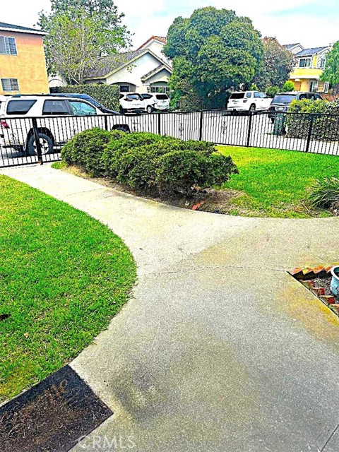 All of the Units Have Easy Access to the Open Front Yard. All of the Units Have Easy Access to the Open Front Yard.