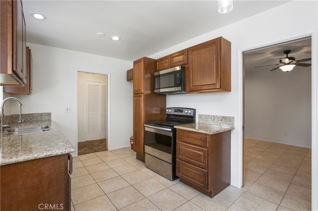 22f55f36 84a8 4c28 82fd 89bbce738fdb