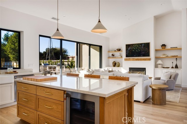 Detail Gallery Image 9 of 35 For 5260 Windmill Wy, San Luis Obispo,  CA 93401 - 4 Beds | 2/1 Baths