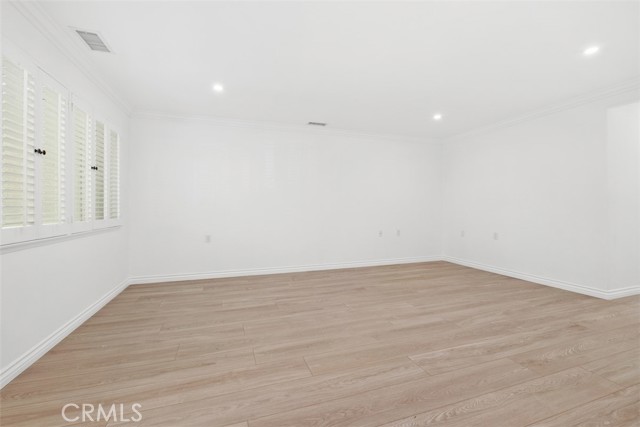 MLS #OC25171234 image #18