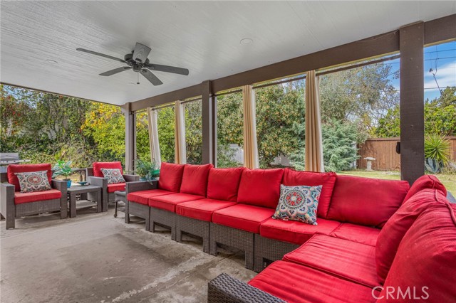 Detail Gallery Image 20 of 67 For 2367 Deerhorn Dr, Riverside,  CA 92506 - 4 Beds | 2/1 Baths