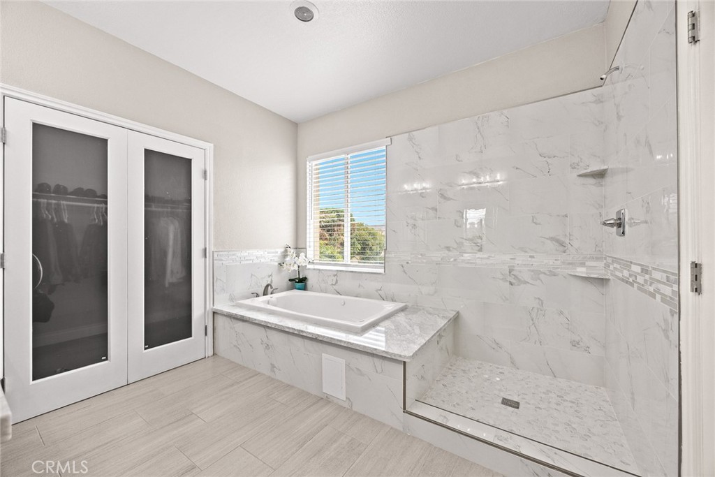 MLS #WS25260298 image #30