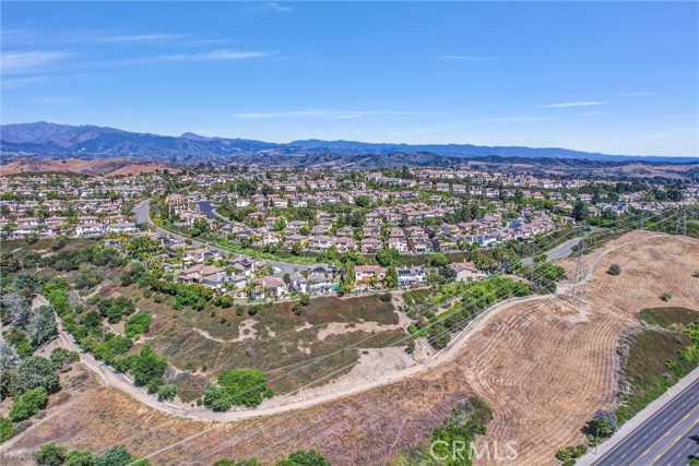 22921 Maiden Lane, Mission Viejo CA: https://media.crmls.org/medias/22f8c742-52b6-400b-b777-1ed033b5b18a.jpg