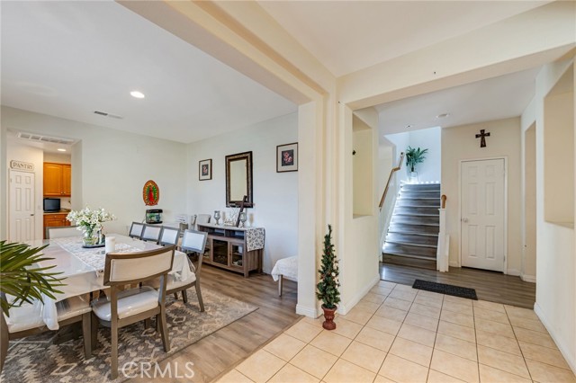 Detail Gallery Image 6 of 34 For 977 Saltbush, Hemet,  CA 92545 - 5 Beds | 2/1 Baths