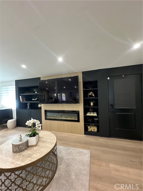 Detail Gallery Image 9 of 27 For 12746 Martha Ann, Los Alamitos,  CA 90720 - 4 Beds | 3 Baths