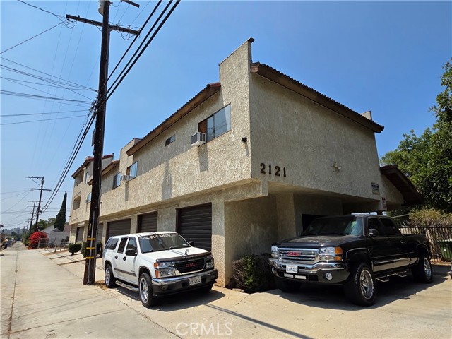 2121 El Paseo, Alhambra CA: https://media.crmls.org/medias/22fc016c-534e-408f-a607-6cc45dc29772.jpg