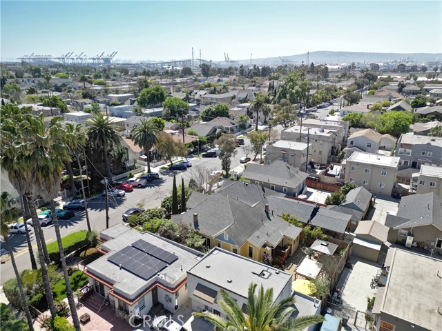 411 11th Street, Long Beach, California 90813, 3 Bedrooms Bedrooms, ,2 BathroomsBathrooms,Single Family Residence,For Sale,11th,OC24071552