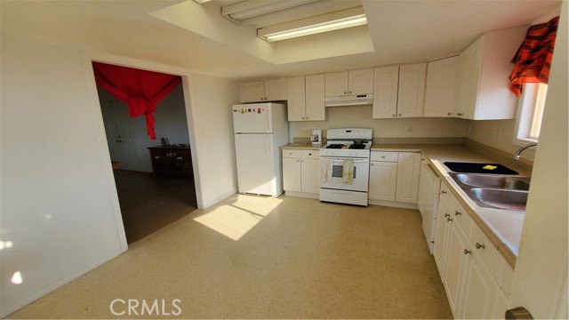 Detail Gallery Image 13 of 22 For 1729 N Deer Trl, Landers,  CA 92285 - 3 Beds | 2 Baths