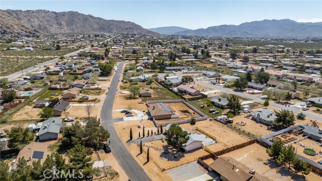 Detail Gallery Image 33 of 38 For 16737 Pauhaska Rd, Apple Valley,  CA 92307 - 3 Beds | 2 Baths