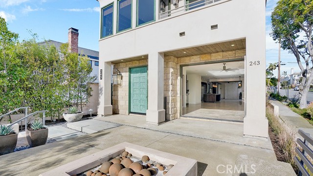 Detail Gallery Image 27 of 61 For 243 Poppy Ave, Corona Del Mar,  CA 92625 - 4 Beds | 3/1 Baths