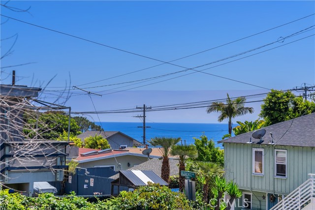 Detail Gallery Image 18 of 40 For 31685 3rd Ave, Laguna Beach,  CA 92651 - 2 Beds | 2 Baths