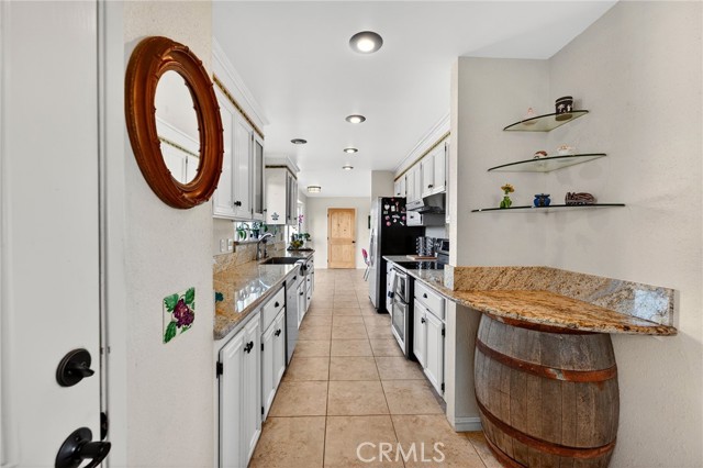 Detail Gallery Image 16 of 65 For 39775 Calle Bellagio, Temecula,  CA 92592 - 3 Beds | 2 Baths