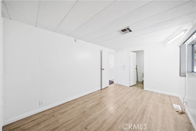 Detail Gallery Image 15 of 23 For 1035 E Huntington Dr., Monrovia,  CA 91016 - 2 Beds | 2 Baths