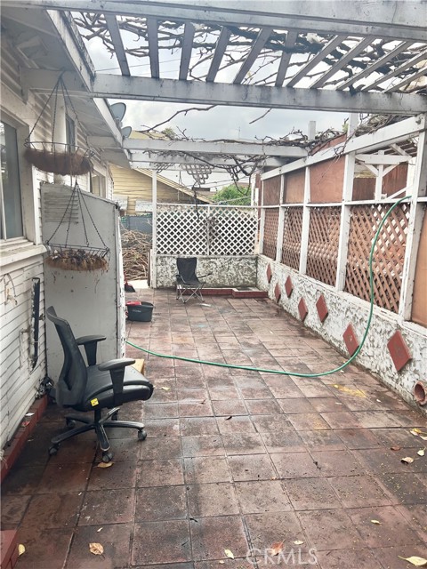 Detail Gallery Image 16 of 20 For 1915 Echo Park, Los Angeles,  CA 90026 - 2 Beds | 1 Baths