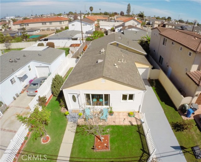 3402 Rindge Lane, Redondo Beach, California 90278, 3 Bedrooms Bedrooms, ,2 BathroomsBathrooms,Residential,Sold,Rindge,SB17059269