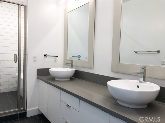 Detail Gallery Image 30 of 34 For 4201 Pennsylvania Ave, La Crescenta,  CA 91214 - 3 Beds | 2/1 Baths