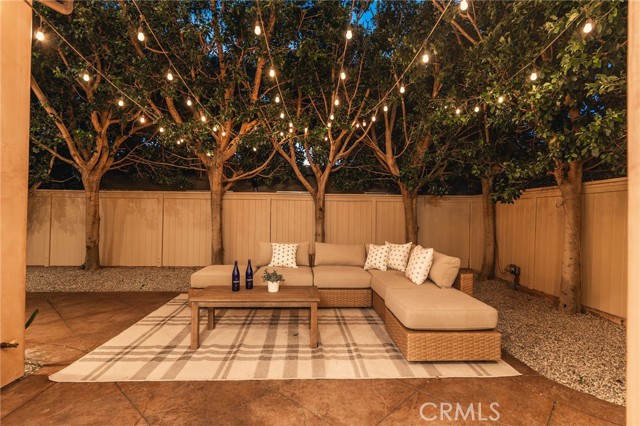 Detail Gallery Image 58 of 74 For 113 S Herrin, Manhattan Beach,  CA 90266 - 5 Beds | 4/1 Baths