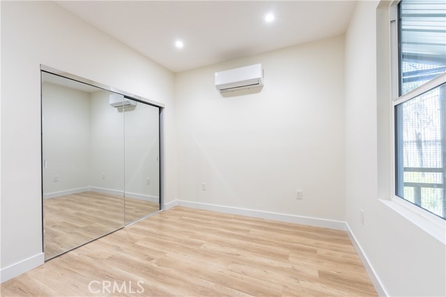 Detail Gallery Image 17 of 28 For 2131 N Pepper, Burbank,  CA 91505 - 2 Beds | 1/1 Baths