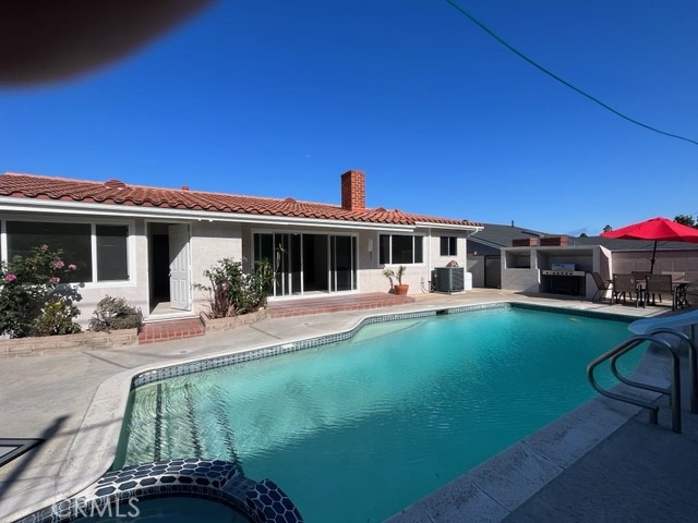 303 N Wycliff Avenue, San Pedro CA: https://media.crmls.org/medias/23014392-c6c6-411e-9c9e-71fdfcfe4158.jpg