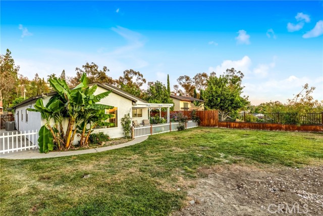 22701 Via Tercero, Mission Viejo CA: https://media.crmls.org/medias/23020dad-bb49-41d7-a09e-b0ff41b9afaf.jpg