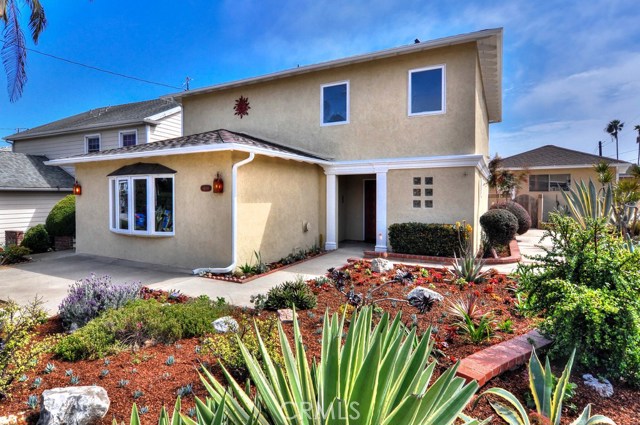 1400 Diamond Street, Redondo Beach, California 90277, 4 Bedrooms Bedrooms, ,1 BathroomBathrooms,Residential,Sold,Diamond,SB17053482