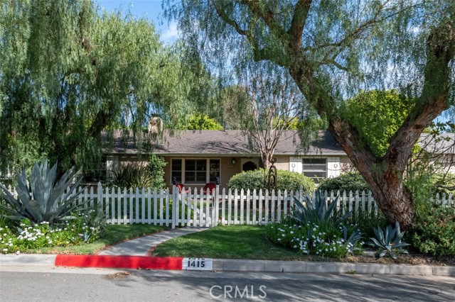 Front Image Thumbnail for CRSR26033443