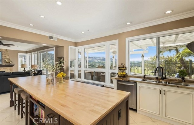 Detail Gallery Image 11 of 45 For 14 Dover, Rancho Santa Margarita,  CA 92679 - 4 Beds | 4/1 Baths