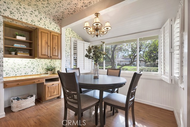 Detail Gallery Image 14 of 57 For 10132 Hadley, Northridge,  CA 91324 - 4 Beds | 3 Baths