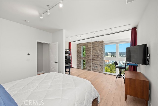 Detail Gallery Image 23 of 44 For 2470 via Alta, –,  CA 92108 - 2 Beds | 2/1 Baths