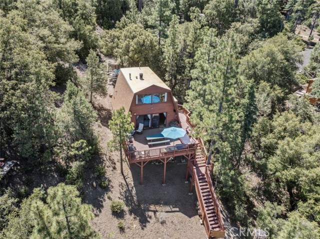 1320 Woodland Drive, Pine Mountain Club CA: https://media.crmls.org/medias/23049314-8bfe-4889-9db8-bd8726d397fe.jpg