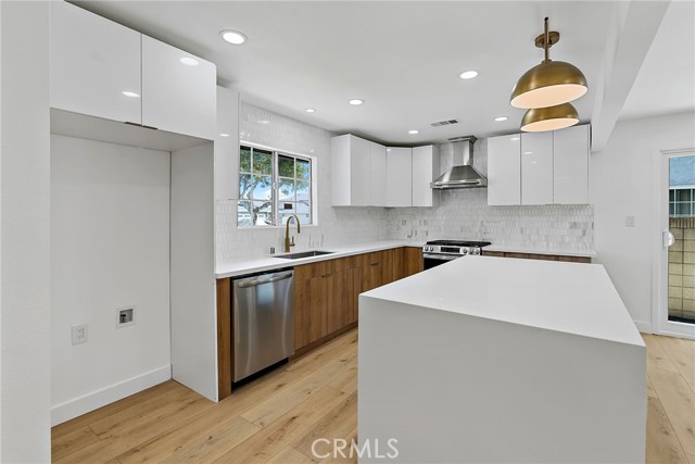 Image 12 of 74 For 19617 Enslow Drive