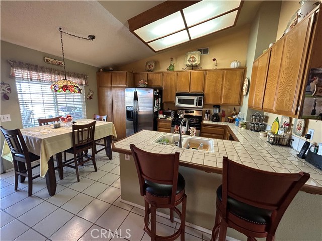 Detail Gallery Image 17 of 34 For 12734 Laurel Oak, Victorville,  CA 92392 - 3 Beds | 2 Baths