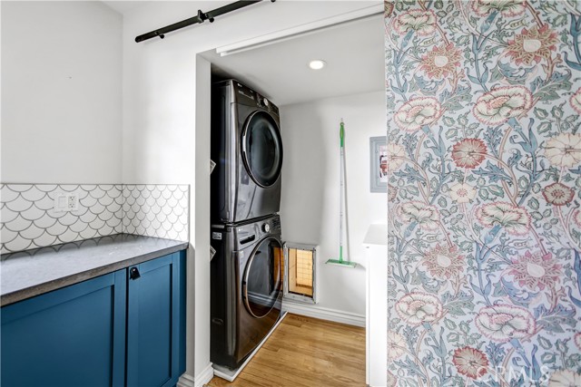 9827 Estrella Avenue, Temple City CA: https://media.crmls.org/medias/2308a3e1-9f88-4b23-848b-6824e14f8732.jpg