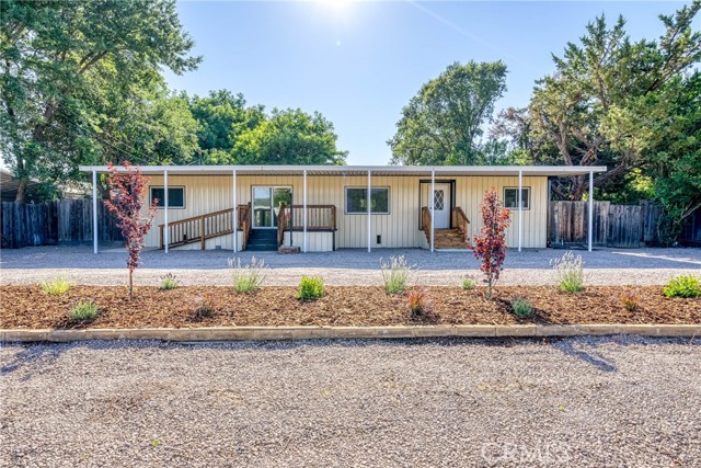 9742 Bonham Road, Lower Lake CA: https://media.crmls.org/medias/23090cf5-0f23-489d-b246-38beefd9d5c9.jpg
