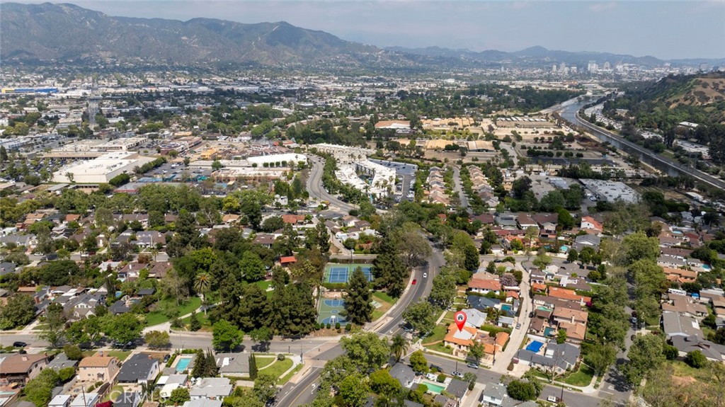 1422 W Riverside DriveBurbank img 12