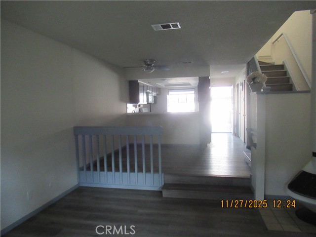 Detail Gallery Image 9 of 17 For 2220 E Chapman #51,  Fullerton,  CA 92831 - 2 Beds | 1/1 Baths