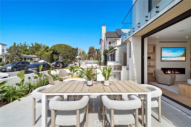 Detail Gallery Image 7 of 70 For 612 Begonia, Corona Del Mar,  CA 92625 - 3 Beds | 3/1 Baths