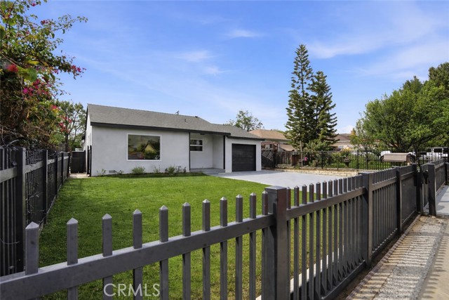 Detail Gallery Image 2 of 34 For 527 N Cucamonga Ave, Ontario,  CA 91764 - 3 Beds | 2 Baths