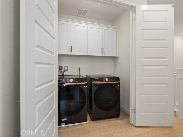 27148 Valley Oak Place, Valencia CA: https://media.crmls.org/medias/230ecdea-ffc9-4634-a281-e3100d7991a3.jpg