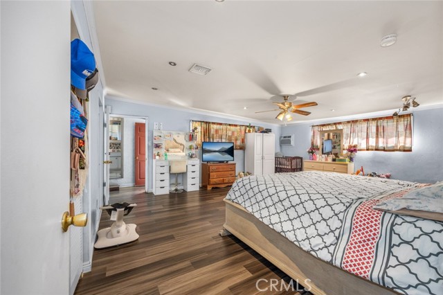 Detail Gallery Image 11 of 28 For 1138 Acacia St, Corona,  CA 92879 - 3 Beds | 2 Baths