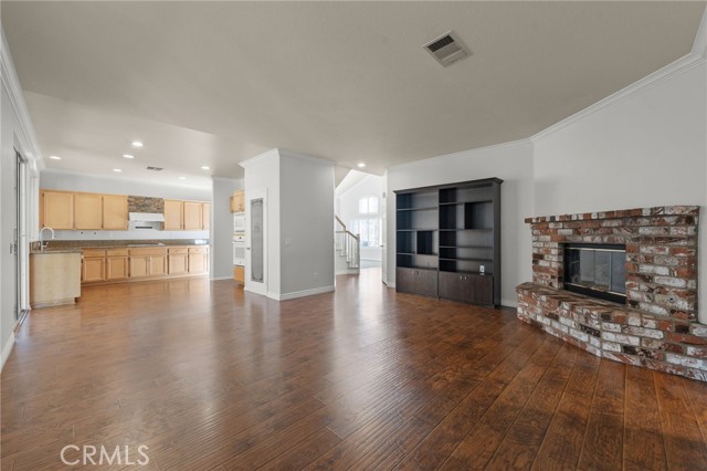 Detail Gallery Image 15 of 57 For 1276 Roberta Ct, Simi Valley,  CA 93065 - 4 Beds | 3 Baths