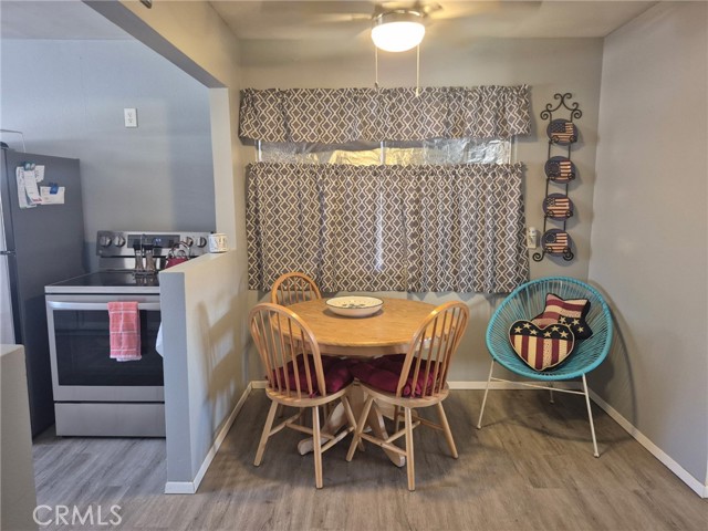 63737 Gibson Road, Joshua Tree CA: https://media.crmls.org/medias/230f640f-971a-423e-99b1-77db6fa7a997.jpg