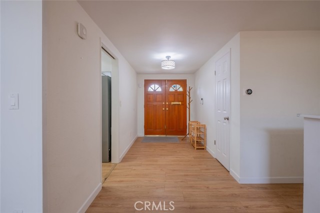 Detail Gallery Image 7 of 32 For 23100 Mulholland Dr, Woodland Hills,  CA 91364 - 4 Beds | 2 Baths