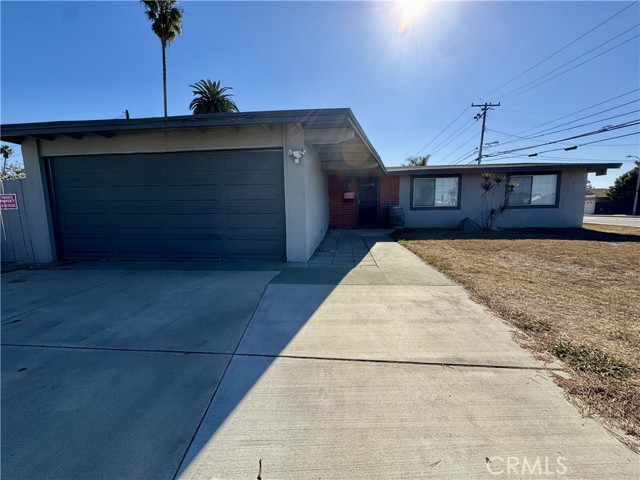 Detail Gallery Image 1 of 19 For 11662 West Street, Garden Grove,  CA 92840 - 3 Beds | 2 Baths